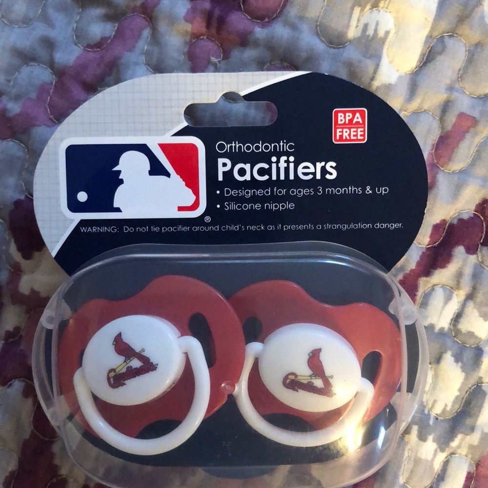 St. Louis Cardinals pacifier set